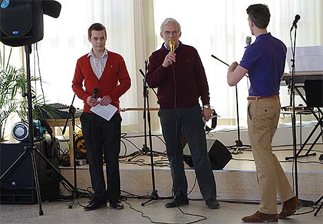 Debatt med Håkan Welin (FP) som moderator