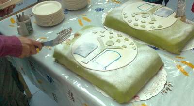 Certifikatet fireades med tårta | Foto: Håbo kommun