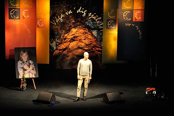 Stefan Sauk höll ett gripande tal | Foto: Ewa Ekfeldt