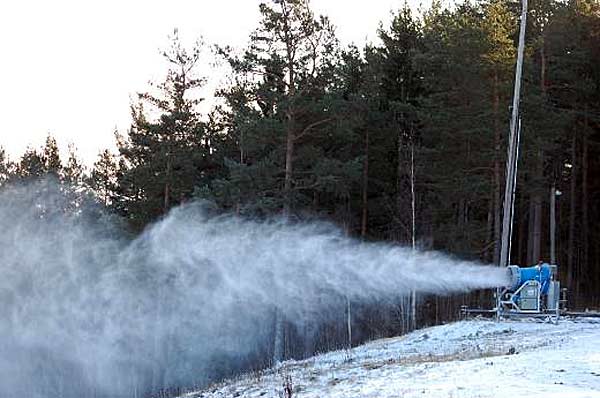 Snökanon vid Bålsta: Foto: Bålsta Alpin