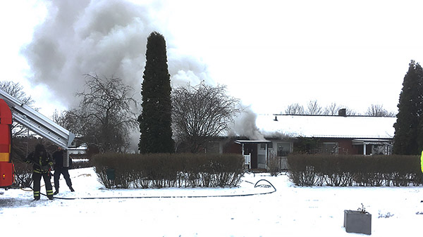 Brand i radhus på Ankarvägen | Foto: Rolf Adolfsson