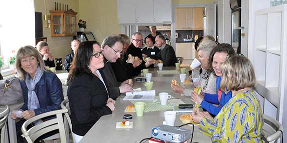 Skoklosterfrukost hos Svenska Kyrkan i Sjövillan 