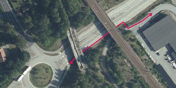 Gång- och cykelväg till ICA Maxi