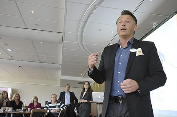 Glenn Bovin Glenn Bovin